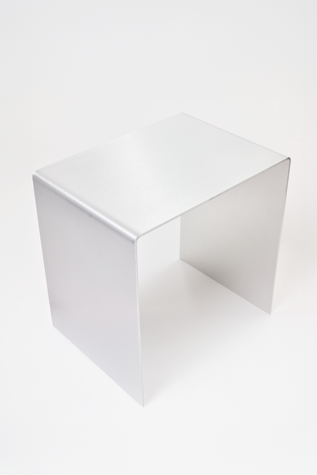 FARO_1 | Corner table, 40 cm